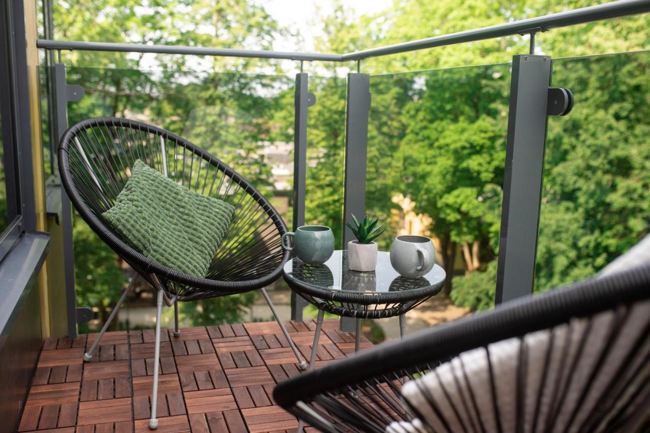 2 Bedroom Apt, 2 Garage Spots & Balconies, Self Check-In, By Cohost Druskininkai Eksteriør billede