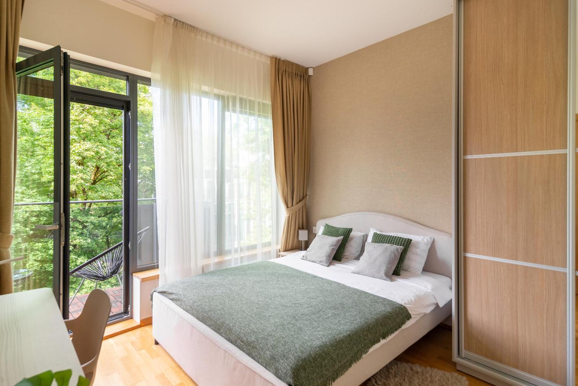 2 Bedroom Apt, 2 Garage Spots & Balconies, Self Check-In, By Cohost Druskininkai Eksteriør billede