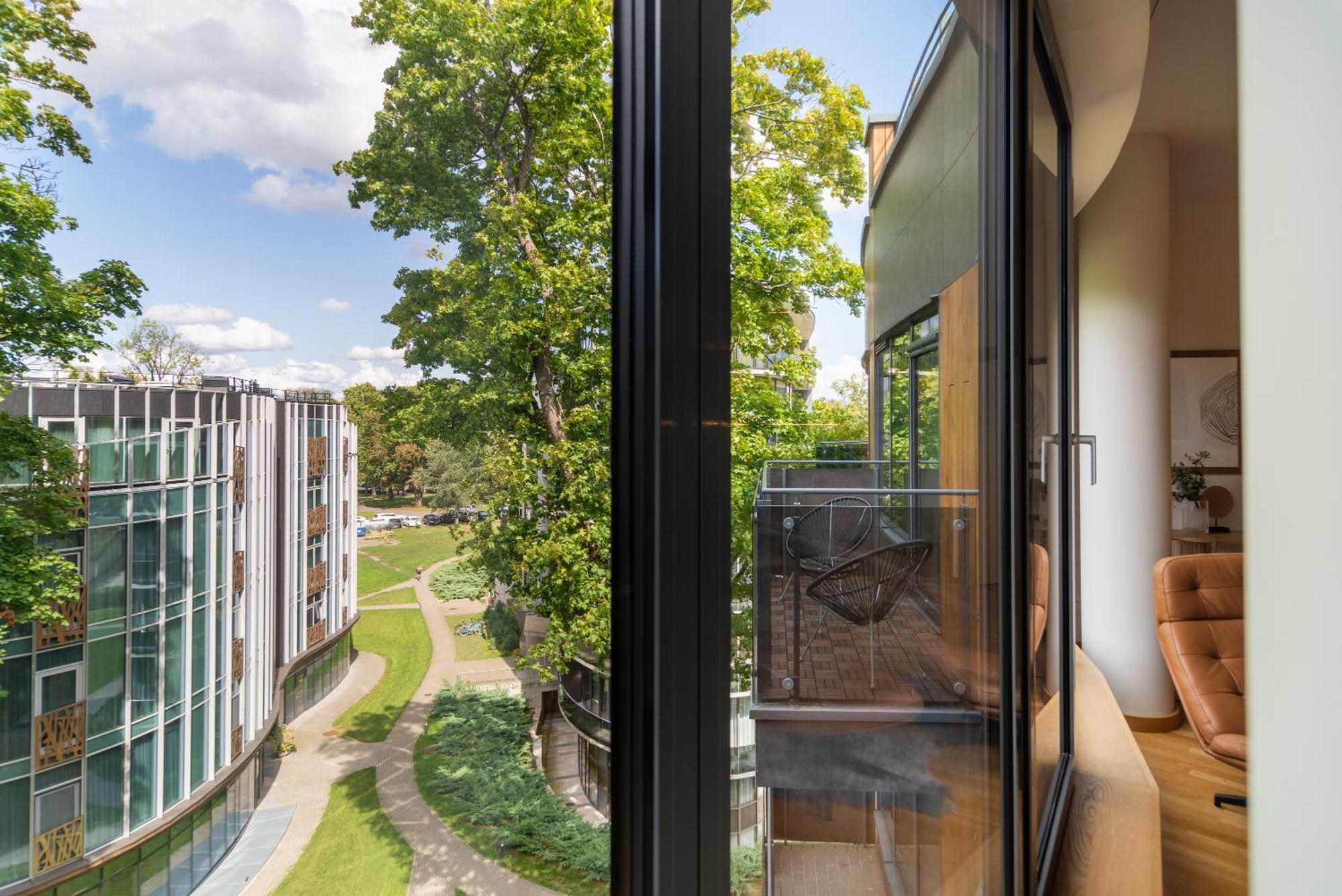 2 Bedroom Apt, 2 Garage Spots & Balconies, Self Check-In, By Cohost Druskininkai Eksteriør billede