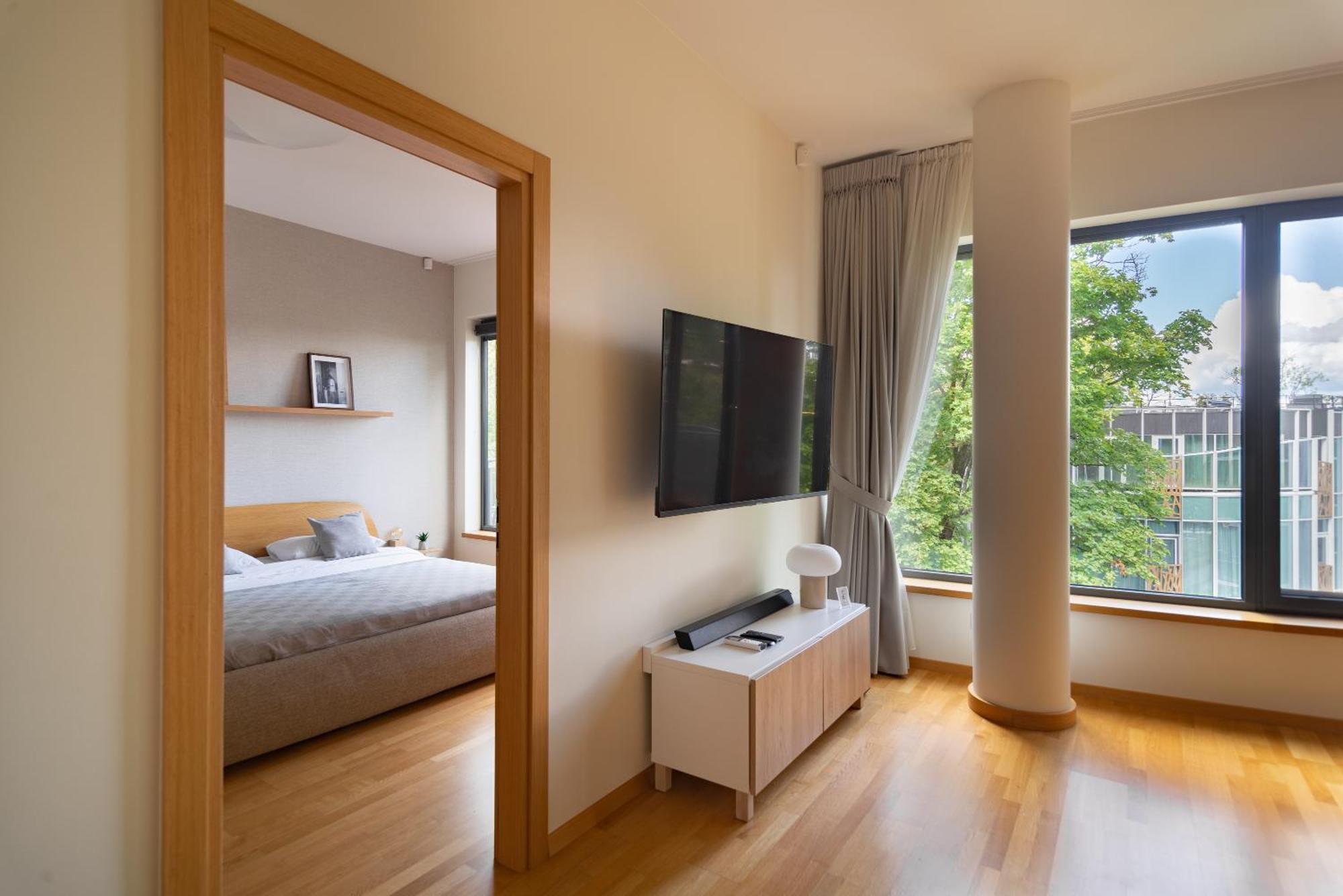 2 Bedroom Apt, 2 Garage Spots & Balconies, Self Check-In, By Cohost Druskininkai Eksteriør billede